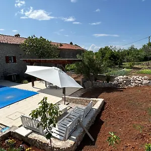 Ferienhaus Bonvivan House, Diminići