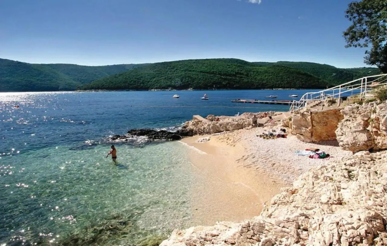 E&T Apartments With A Beautiful Pool Rabac Croatia