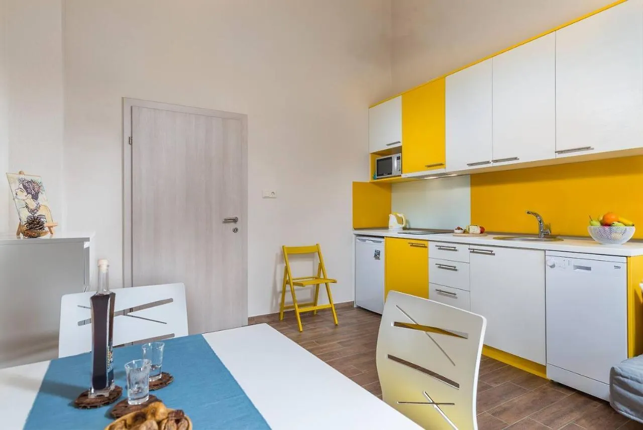 E&T Apartments With A Beautiful Pool Rabac Croatia